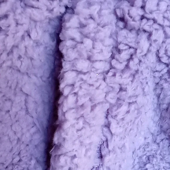 NWT PURPLE YOUTH HALF ZIP SHERPA BY MONDETTA. SIZE MEDIUM (10-12). - Picture 4 of 11